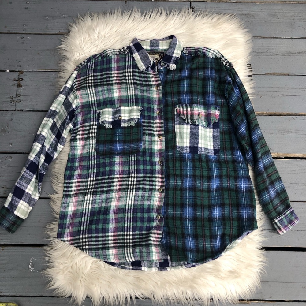 Vintage No Barriers Patchwork Plaid Flannel Frayed Seam Blue Green Shirt size L